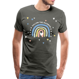 Follow The Rainbow Männer Premium T-Shirt - Asphalt