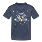 Follow The Rainbow Kinder Premium T-Shirt - Blau meliert