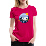 1962 Frauen Premium T-Shirt - dunkles Pink