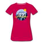 1992 Frauen Premium T-Shirt - dunkles Pink